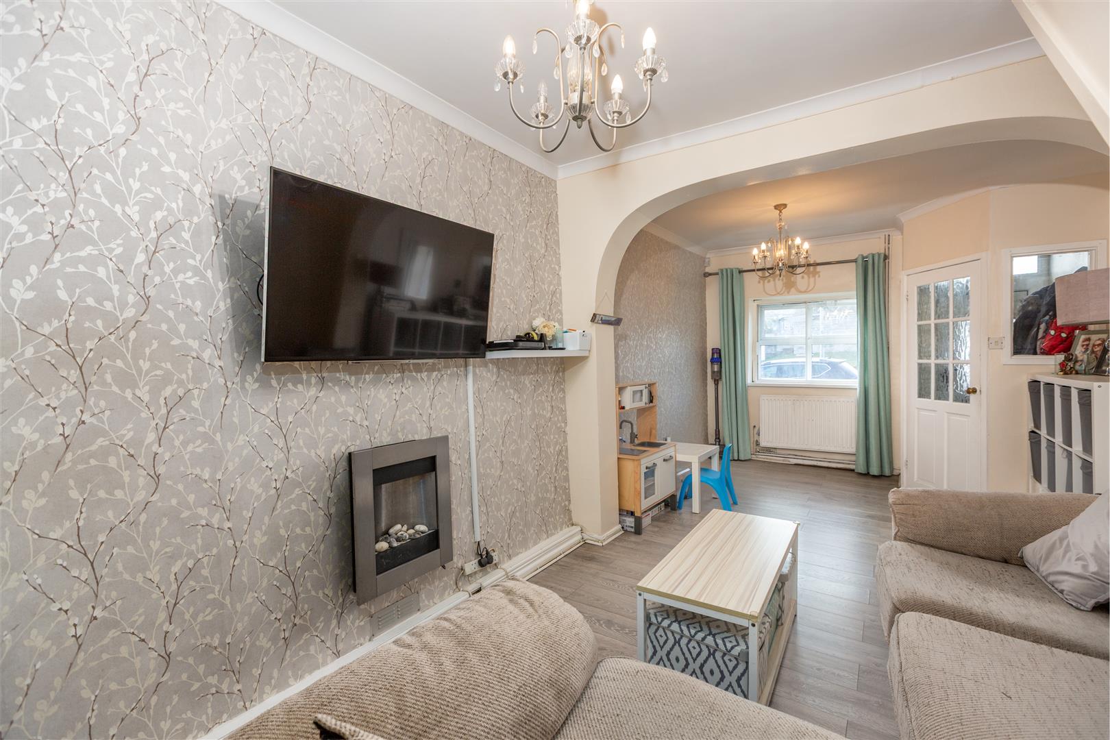 Carmarthen Road, Cwmdu, Swansea, SA5 8JX